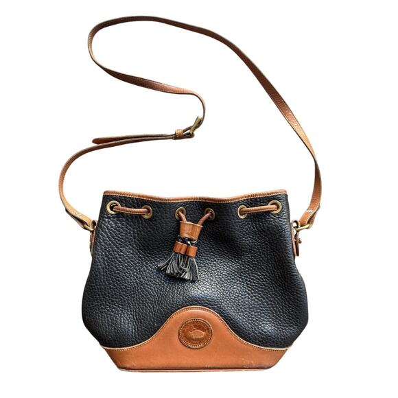 Vintage Dooney & Bourke Hobo Bucket Navy Blue Tan Drawstring Shoulder Bag Pebble - Picture 1 of 7